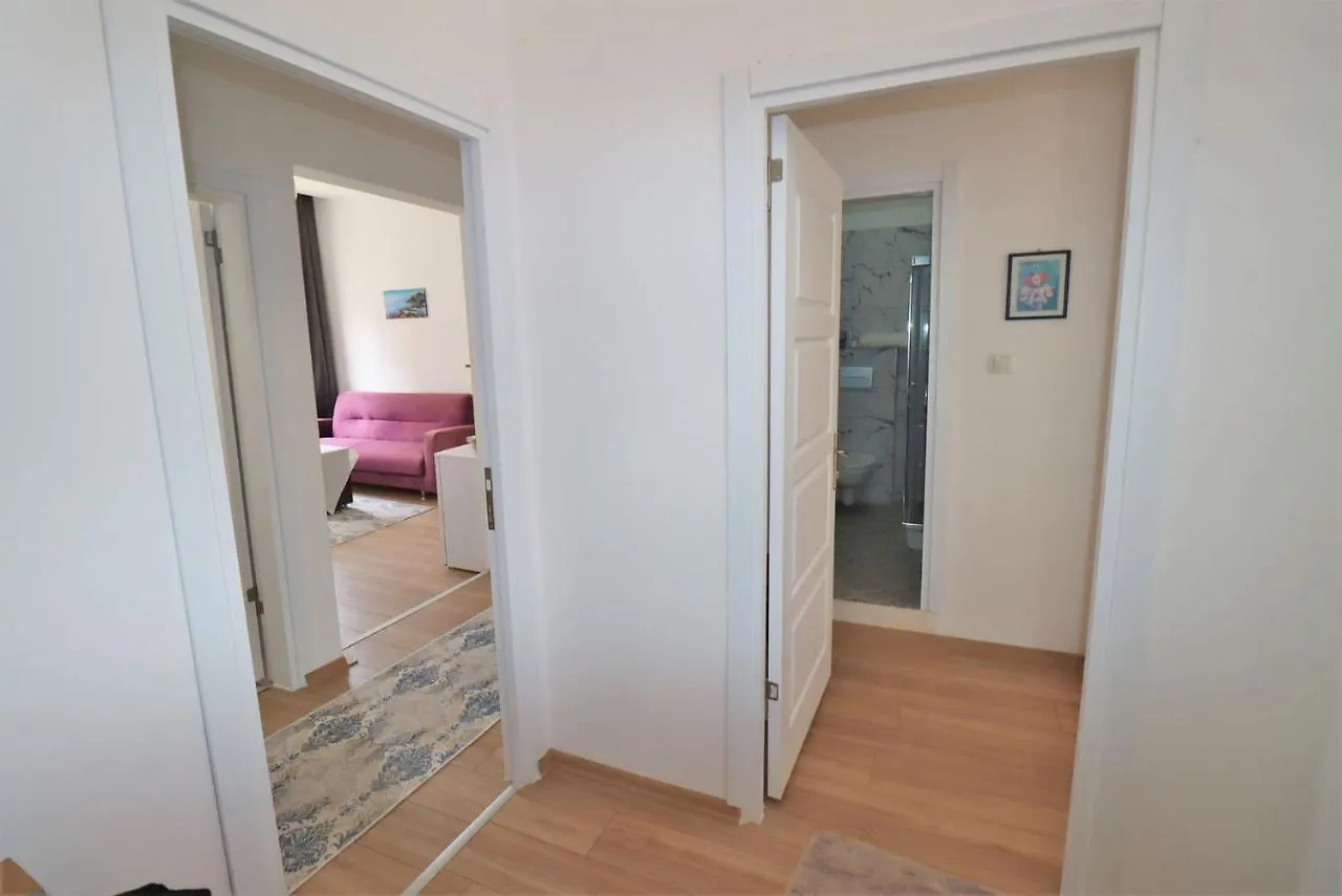 Feine Wohnung Mitten Im Zentrum Kuşadası 0*,